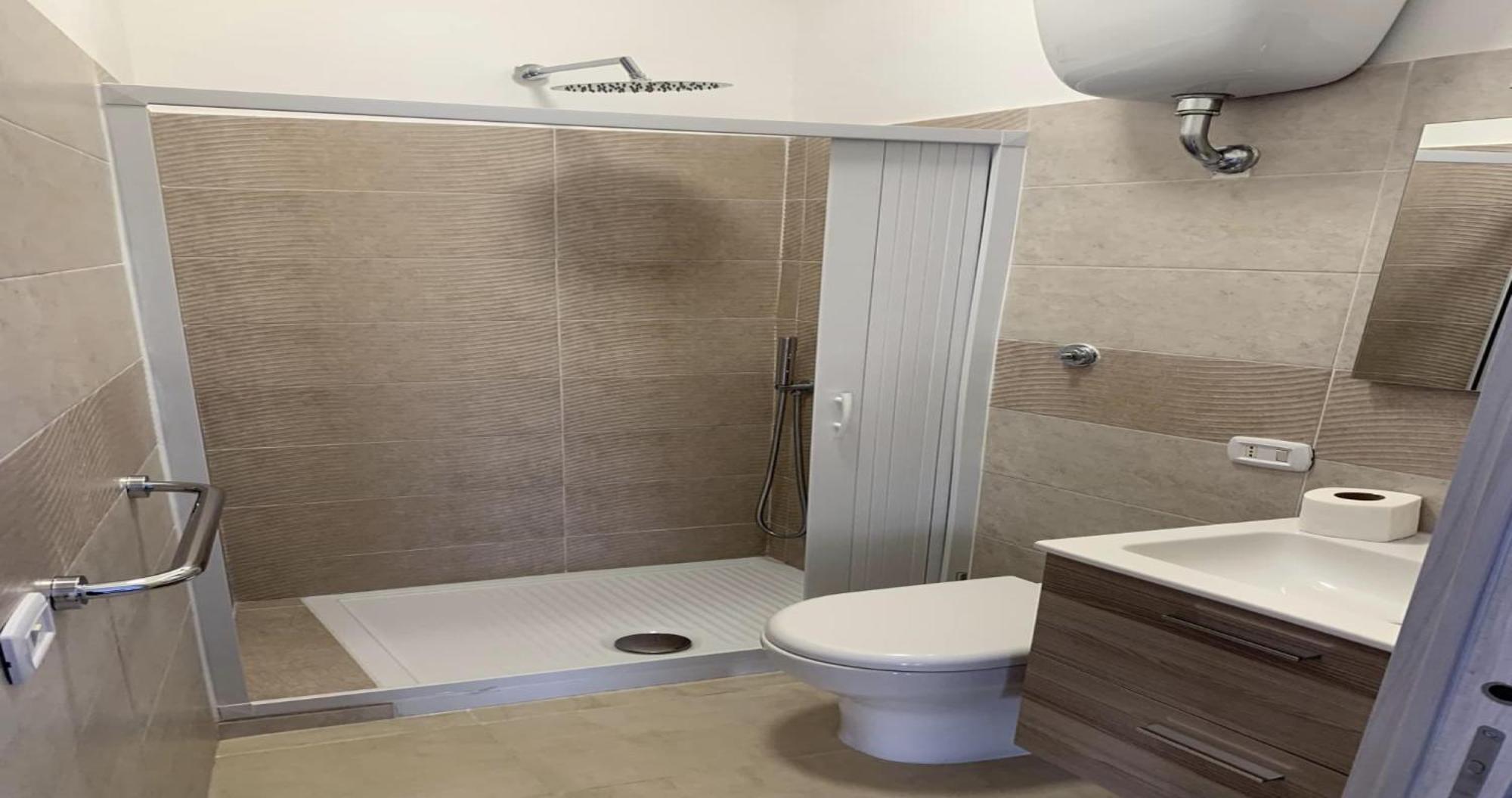 Miris Home Fast And Comfortable With Self Check In 8 Minutes Walk Near Naples Airport Buitenkant foto
